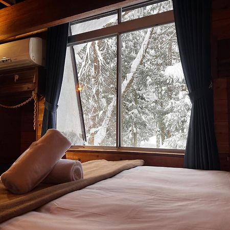 Sneaky Peaks Otel Hakuba Dış mekan fotoğraf